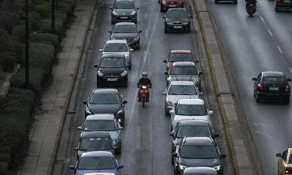 Μποτιλιάρισμα ΤΩΡΑ σε κεντρικούς δρόμους της Αθήνας